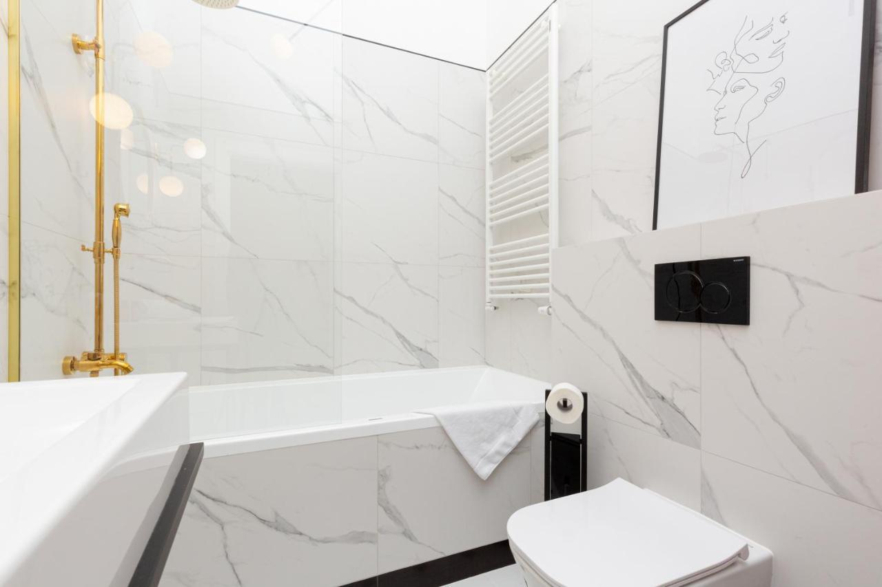 Lux Golden Apartment Praga Kepna By Renters Prestige Βαρσοβία Εξωτερικό φωτογραφία